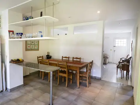 PH en venta, 2 dormitorios en S.Isi.-Centro, con jardín y parrilla