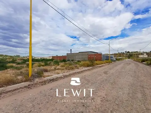 Terreno en Venta en Centenario, USD 32.000