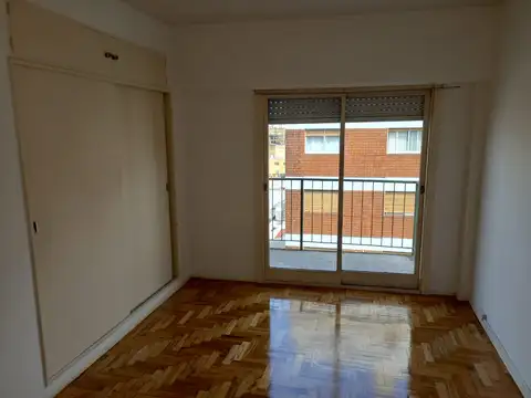 Departamento en Alquiler en Balvanera, $ 600.000