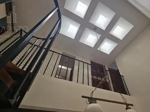 Depto Tipo Casa 3 ambientes con 2 baños