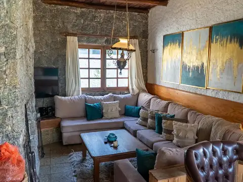 Casa en Alquiler Temporal en Pinares, USD 6.500