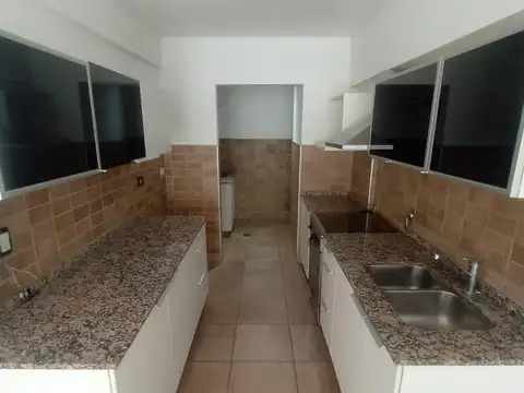 Departamento 3 ambientes con 2 baños