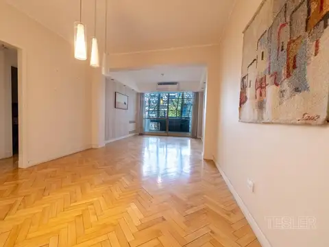 Departamento al frente 3 dormitorios Baño completo y toilette con ducha Cochera Belgrano