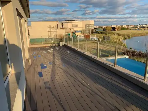 Casa en Venta en El Cantón, USD 600.000