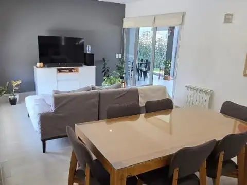 Casa en Venta en Luján de Cuyo, USD 210.000