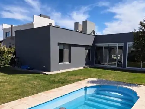 CASA EN VENTA – BARRIO PRIVADO MILKAYAC 1 | LUJÁN DE CUYO