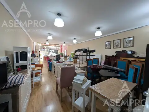 Local en Venta en Balvanera, USD 380.000