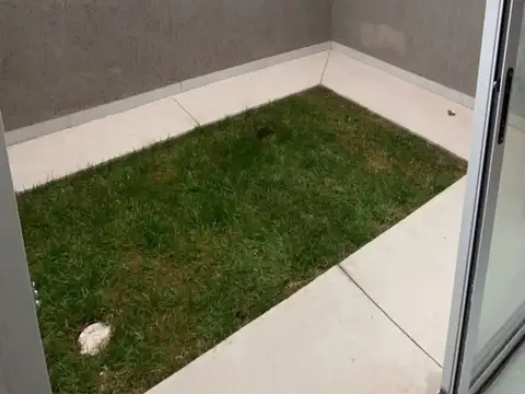 Depto Tipo Casa en Venta 1 año