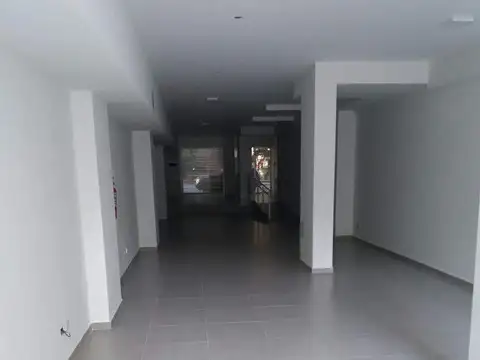 Av. Directorio 400. Entre Jose maria Moreno y Beauchef