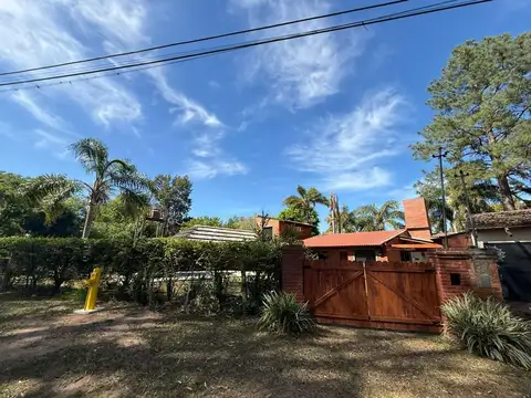 Callejón Pintos 100