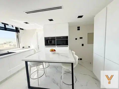Departamento en Alquiler de 5 ambientes