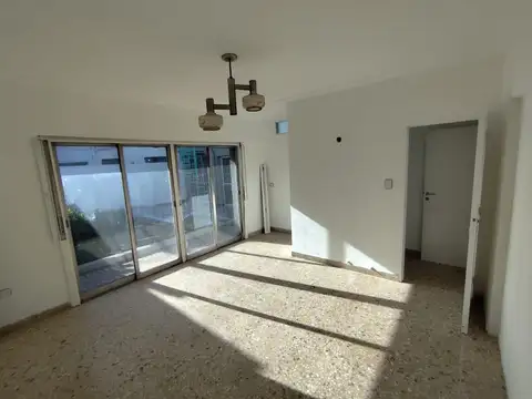 Depto Tipo Casa en Venta en La Plata, USD 110.000