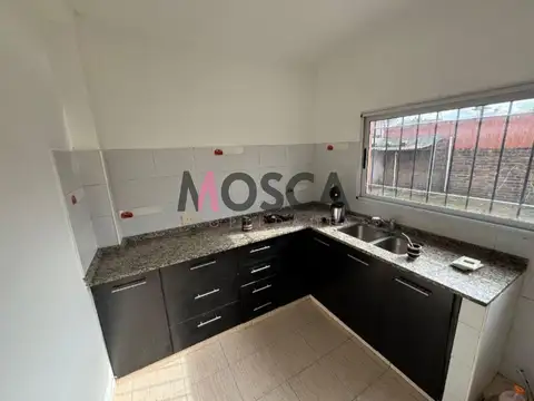 Casa en Venta en Moreno, USD 65.000