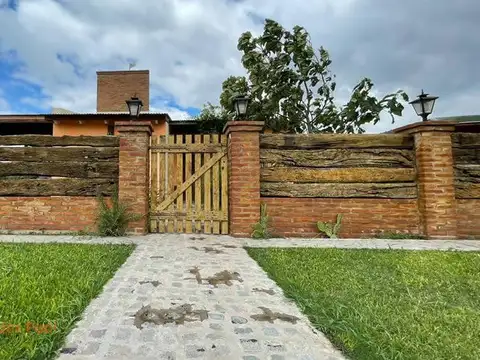 Casa en  PUNTA CHACRA A LA VENTA