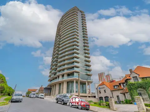 Alem 2400 - Edif. Unkanny Tower