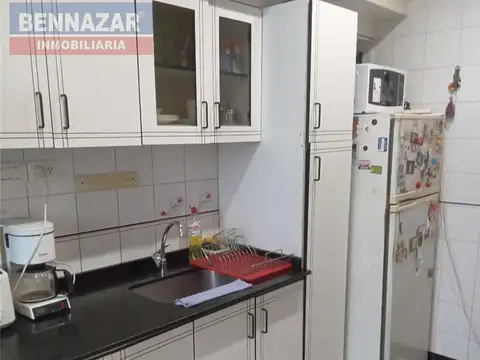 Departamento 4 ambientes con 2 baños