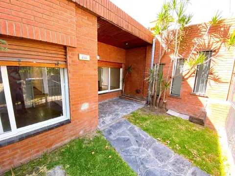Casa en Alquiler en Barrio Arca, $ 1.450.000