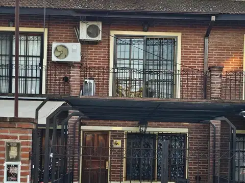 Impresionante Casa En Alquiler En Vicente Lopez