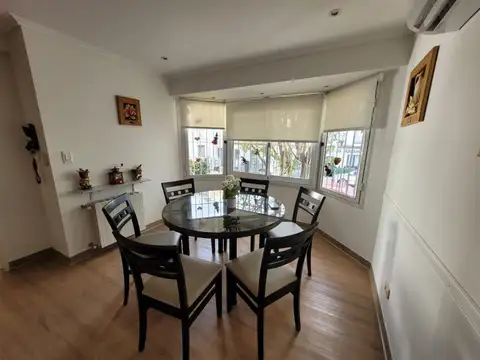 Casa 6 Amb Quilmes Centro (se toma un departamento en parte