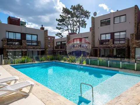 Duplex departamento venta Pinamar Piscina Complejo