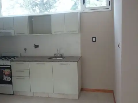 DEPARTAMENTO CON PATIO EN VENTA ZAVALLA FACULTAD