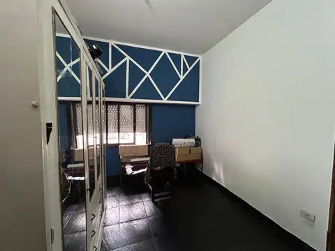 Depto Tipo Casa 4 ambientes con 2 baños