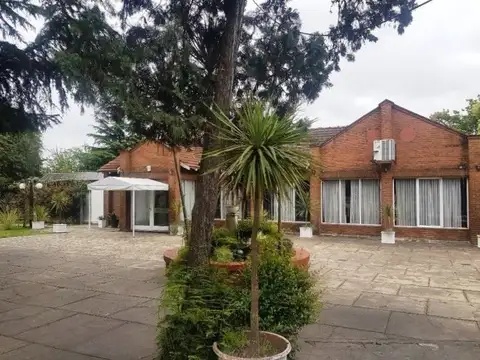 Avda. del Sesquicentenario 3500