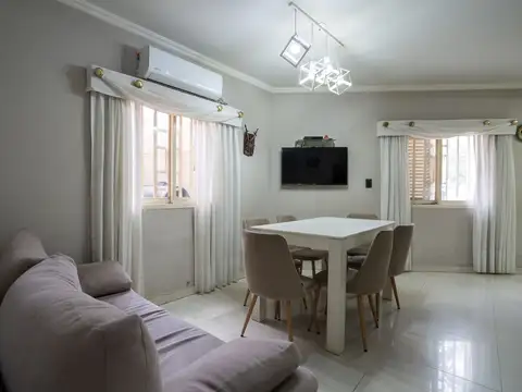 Depto Tipo Casa en Venta en Villa Crespo, USD 194.000