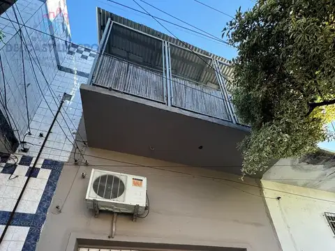 Depto Tipo Casa en Alquiler de 3 ambientes
