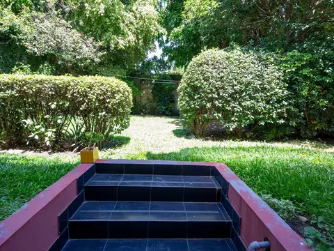Venta PH 2 amb con patio en Ramos Mejía