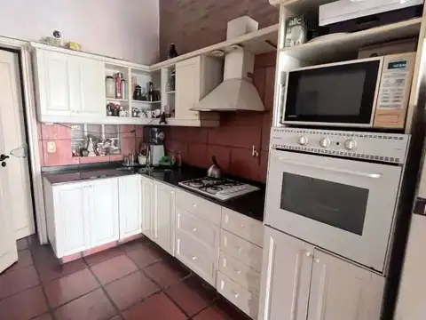 Casa en Venta en Caseros, USD 105.000