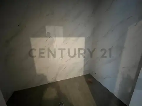 Local en Venta 1 año