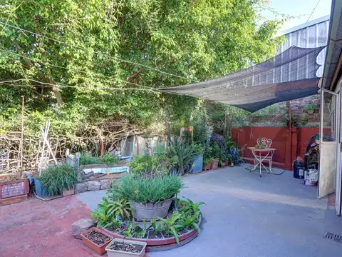 PH 4 amb tipo casa en Mataderos!con patio, terraza y taller/escritorio!