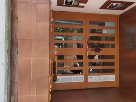 Alquiler Departamento 1 Dormitorio Economico Bajos Gastos Escalera Barrio Lourdes Rosario
