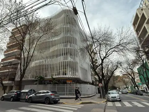 Oficina en Venta con 1 cochera