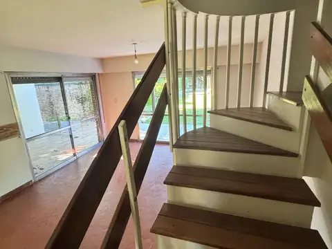 Casa en Alquiler al Oeste