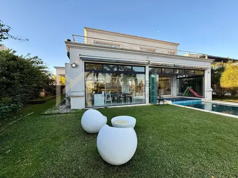 Casa  en Venta en Los Alisos, Nordelta, Tigre