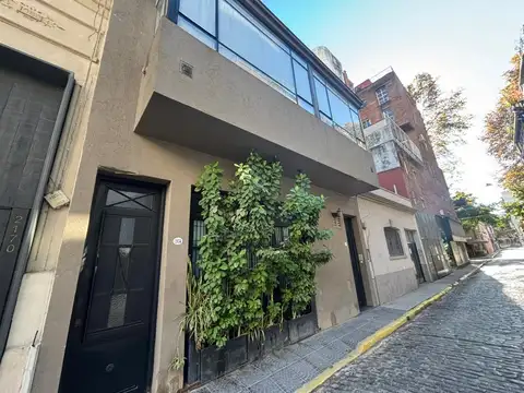 Hotel boutique en venta en Recoleta con 8 suites equipadas