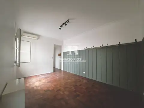 Departamento en Venta en Plaza San Martín, USD 225.000