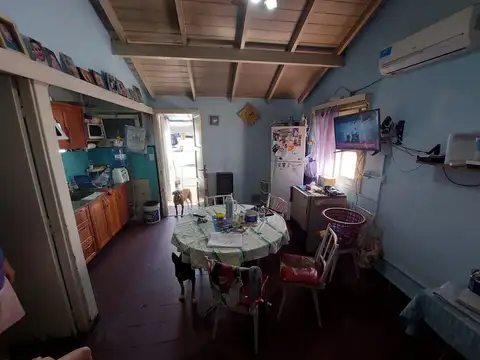Casa - Venta - Argentina, Lanús - CORONEL D'ELIA 3258