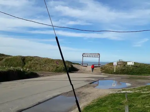 Avenida Manuel Cobo 80