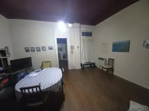 Departamento 5 ambientes con 2 baños