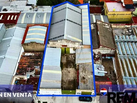 IMPORTANTE GALPÓN EN VENTA CON LOCAL COMERCIAL