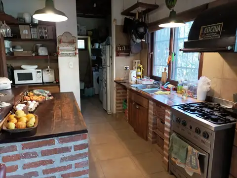 Casa 4 ambientes con 1 baño
