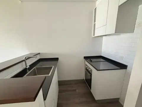 Rosario 100, Piso 8