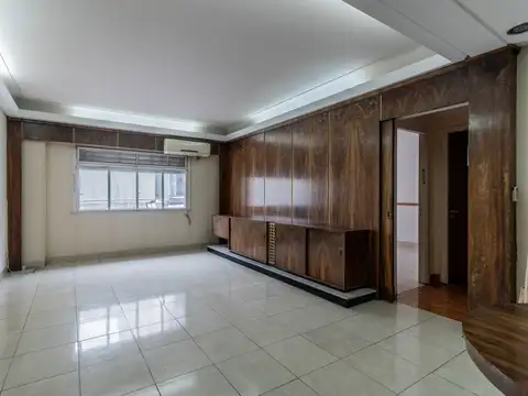 Depto Tipo Casa en Venta 75 años