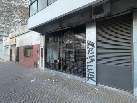 Local en Av. San Isidro Labrador al 4165