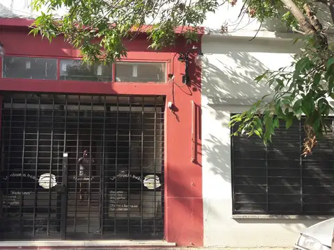 LOCAL COMERCIAL DE 3 X 6,5 CON BAÑO ZONA RESIDENCIAL A MTS DE J.B. JUSTO AL 500