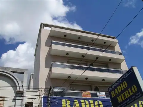 EXCELENTE DEPARTAMENTO DE 2 AMBIENTES C/ BALCON CONTRAFRENTE