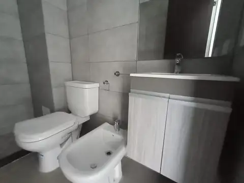 Departamento en Alquiler con 5 cochera